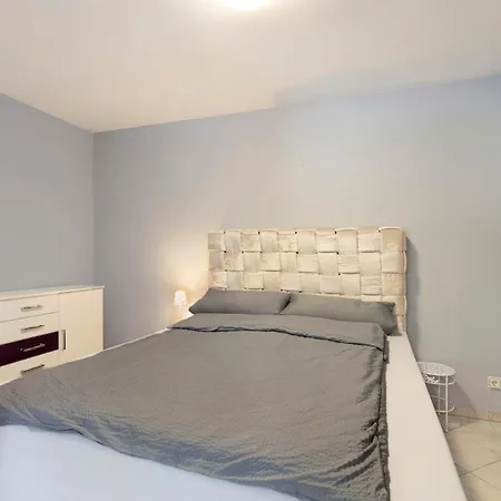 شقة Am Wasser 2 *