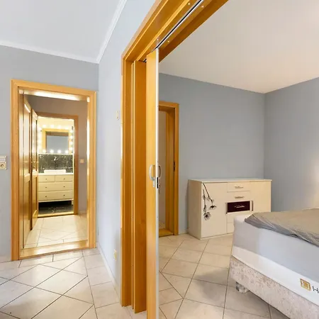 Apartment Am Wasser 2 *